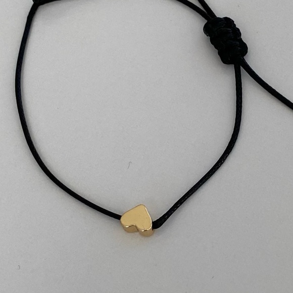 Rope Bracelet With Mini Love Heart - Picture 3 of 7